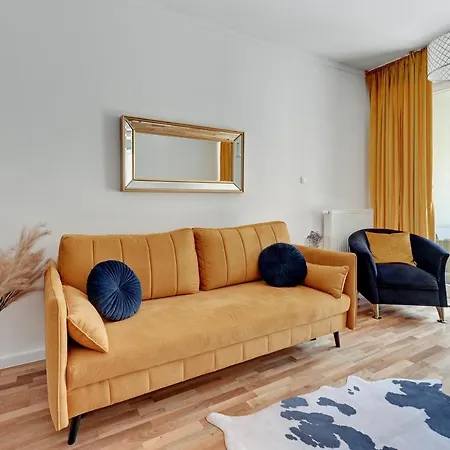 Old Town By Welcome Апартаменты