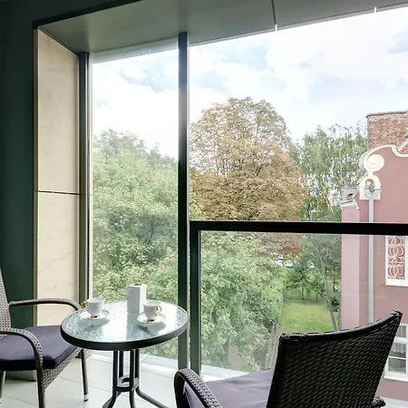 Old Town By Welcome *